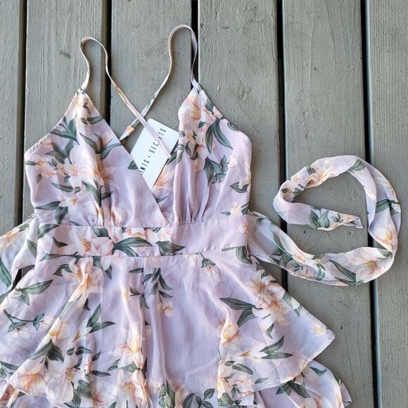 Saints + Secrets Purple Floral Sleeveless Racerback‎ Layerered Romper M NEW - Picture 6 of 9